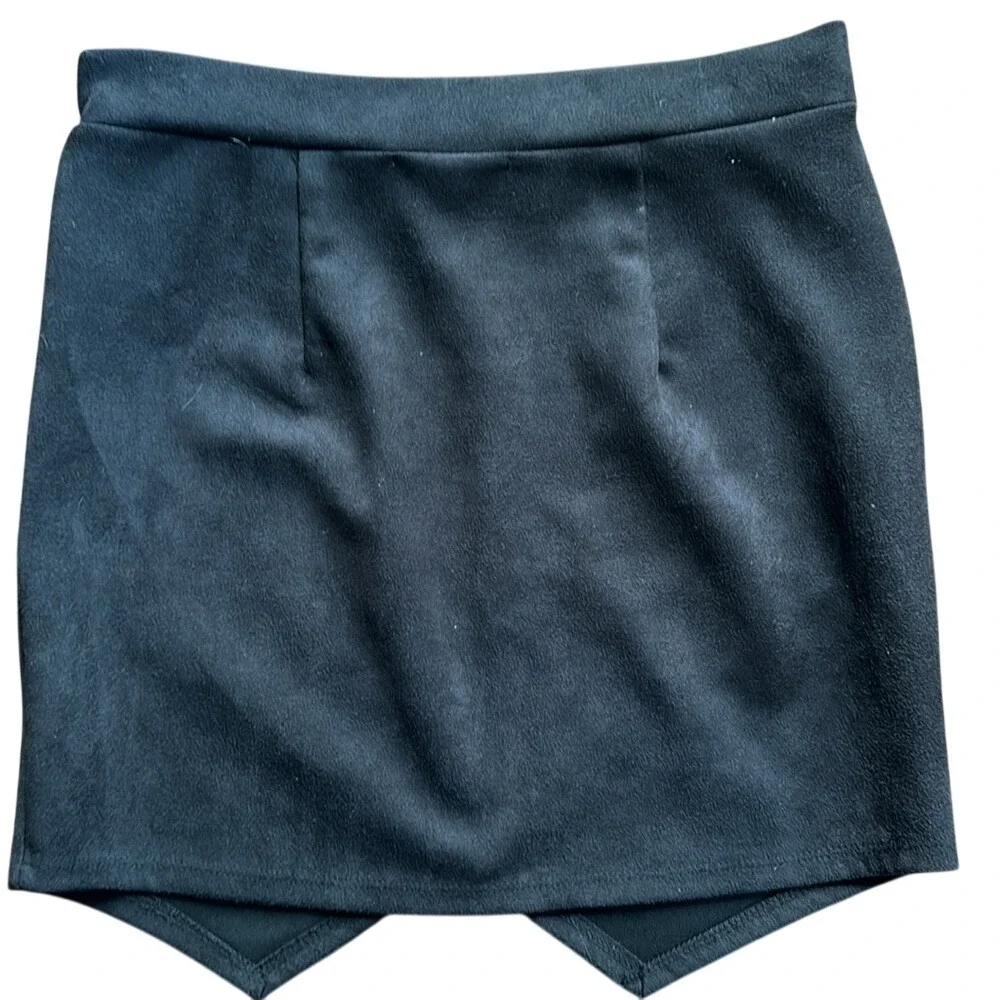 Newbury Kustom faux suede